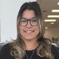 Andrea Santeliz headshot