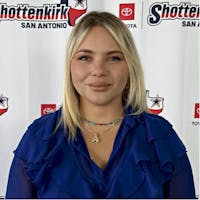 Photo of Angelica Oliveros, Sales Consultant