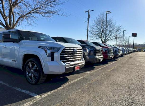 Inver Grove Toyota, Inver Grove Heights, MN, 55077