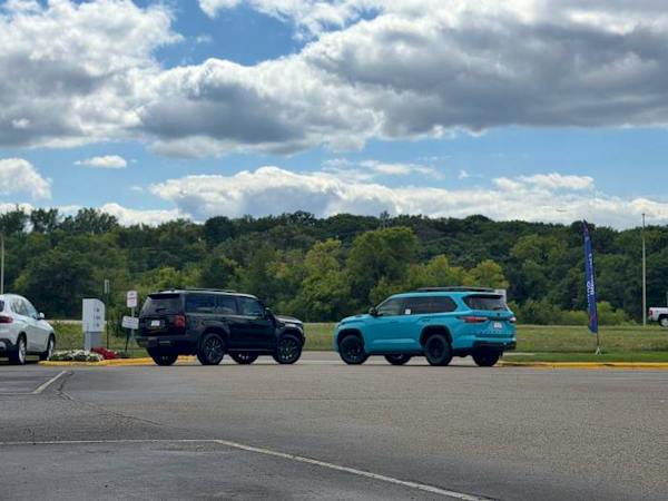 Inver Grove Toyota, Inver Grove Heights, MN, 55077