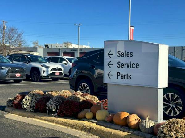 Inver Grove Toyota, Inver Grove Heights, MN, 55077