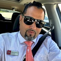 Javier Acevedo Employee Ratings