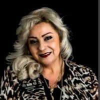 Photo of Marjan Fahami, Sales Associate