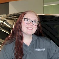 Photo of Janell Czerpak, Service Advisor