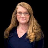 Laura Brown headshot