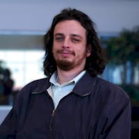 Elliot Troy headshot