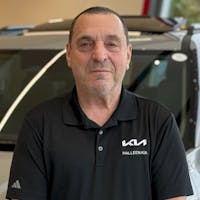 Steve Stein at Halleen Kia