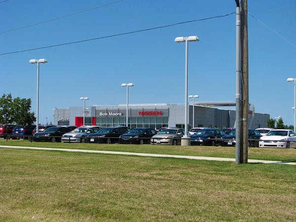 Bob Moore Nissan, Norman, OK, 73072