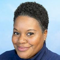 Nura Saunders at Spitzer Toyota Monroeville