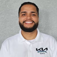 Jonathan Frias headshot