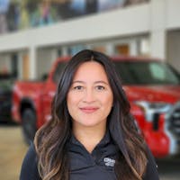 Photo of Jen Fossey, Sales Consultant