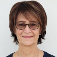 Lorraine Leavitt
