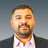 Ricardo Alvarenga at McDonald Hyundai