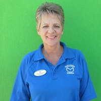 Dana Holford headshot