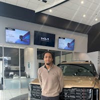 Steve Young at Russ Darrow Kia of Madison