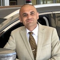 Edward Ronzoni at Russ Darrow Nissan of Milwaukee