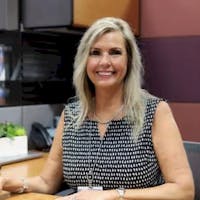 Laurie Knutson at Bill Brown Ford Inc