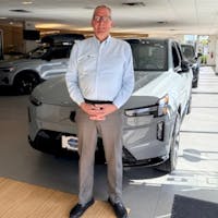 Steven Riecker at Smythe Volvo Cars