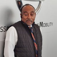 Photo of Mike Cedeno, Sales Associate