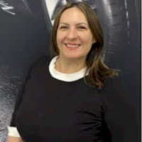 Silvia Daniels at Mercedes-Benz of Edison - A Ray Catena Dealership