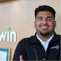 Photo of Zayne Kalhan, Sales Consultant