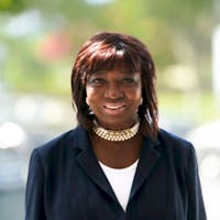 Mariam Davis at Jim Ellis Kia of Kennesaw