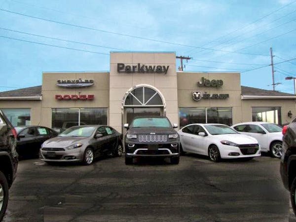Parkway Chrysler Dodge Jeep Ram, Dover, OH, 44622