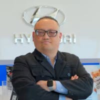 Photo of Will Heredia, Sales Associate