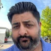 Moe Kesodia at Baker Nissan