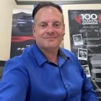 Mark Henderson at Crestview Chrysler Dodge Jeep