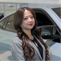 Debbie Huynh at BMW of Silver Spring