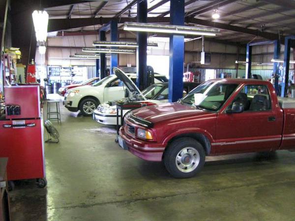 Poage Chevy Buick, Hannibal, MO, 63401