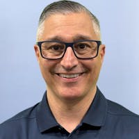 Bobby Lohn headshot