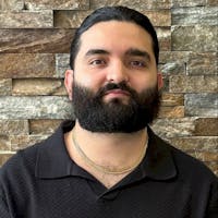 Photo of Salim Flores, Sales Associate