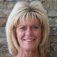 Photo of Stacy Kohout, Sales Associate