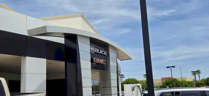 Henry Brown Buick GMC, Gilbert, AZ, 85297