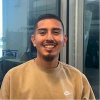 Carlos Barrera headshot
