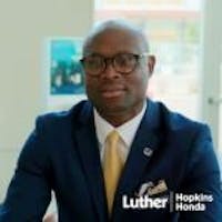 Photo of Temitope Fabunmi, Sales