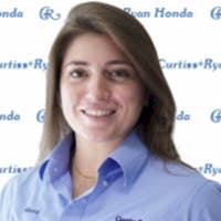 Alexa Bacoulis headshot