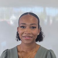 Isabel Smith headshot