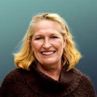 Michele LaRue at Donley Ford-Lincoln of Ashland