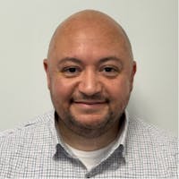 Damon Lewis headshot