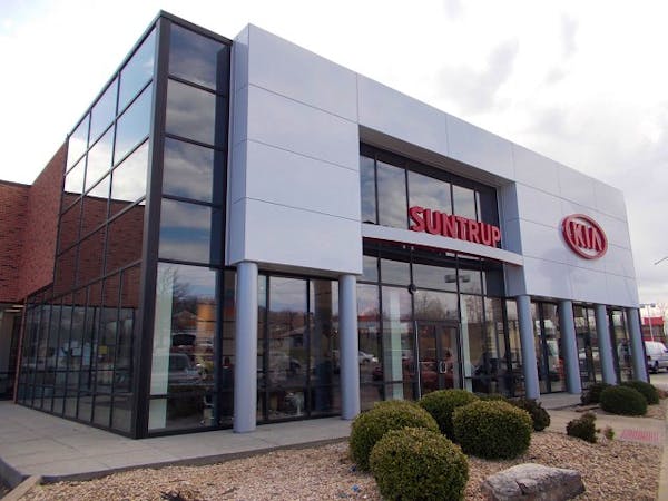 HW Kia of West County, Ballwin, MO, 63011