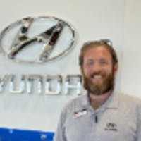 Photo of Mike Francis, Sales Associate