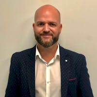 Gideon Zur at Toronto Auto Brokers