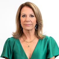 Marie Szczesny at D&M Leasing - Dallas