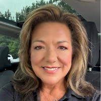 Linda Etters at Shelby Kia