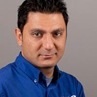 Velislav Deshev at Wilde East Towne Honda