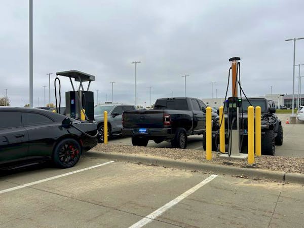 Woodhouse Chrysler Dodge Jeep Ram of Bellevue, Bellevue, NE, 68147