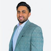 Yulian Equihua at Dallas Lease Returns